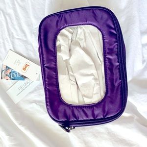 Lug NWT set of 2 bento boxes 1 in concord & 1 in navy